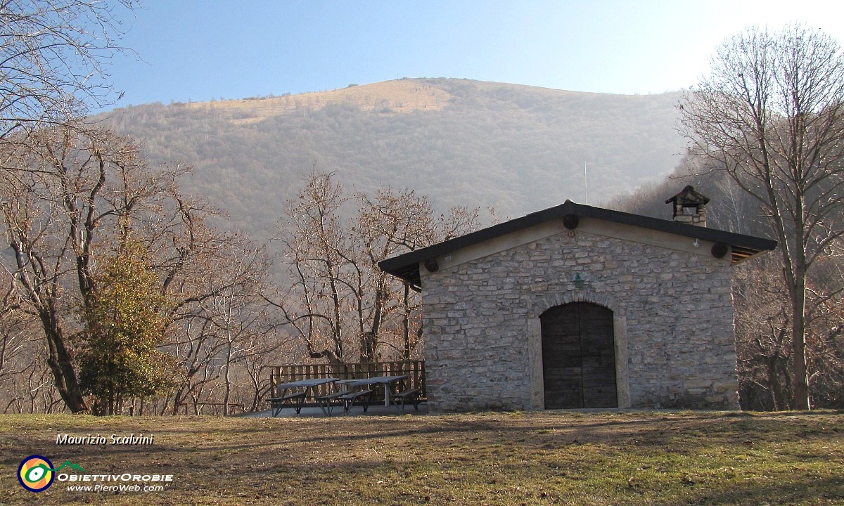 06 Il Monte Misma visto dalla Pratolina....JPG